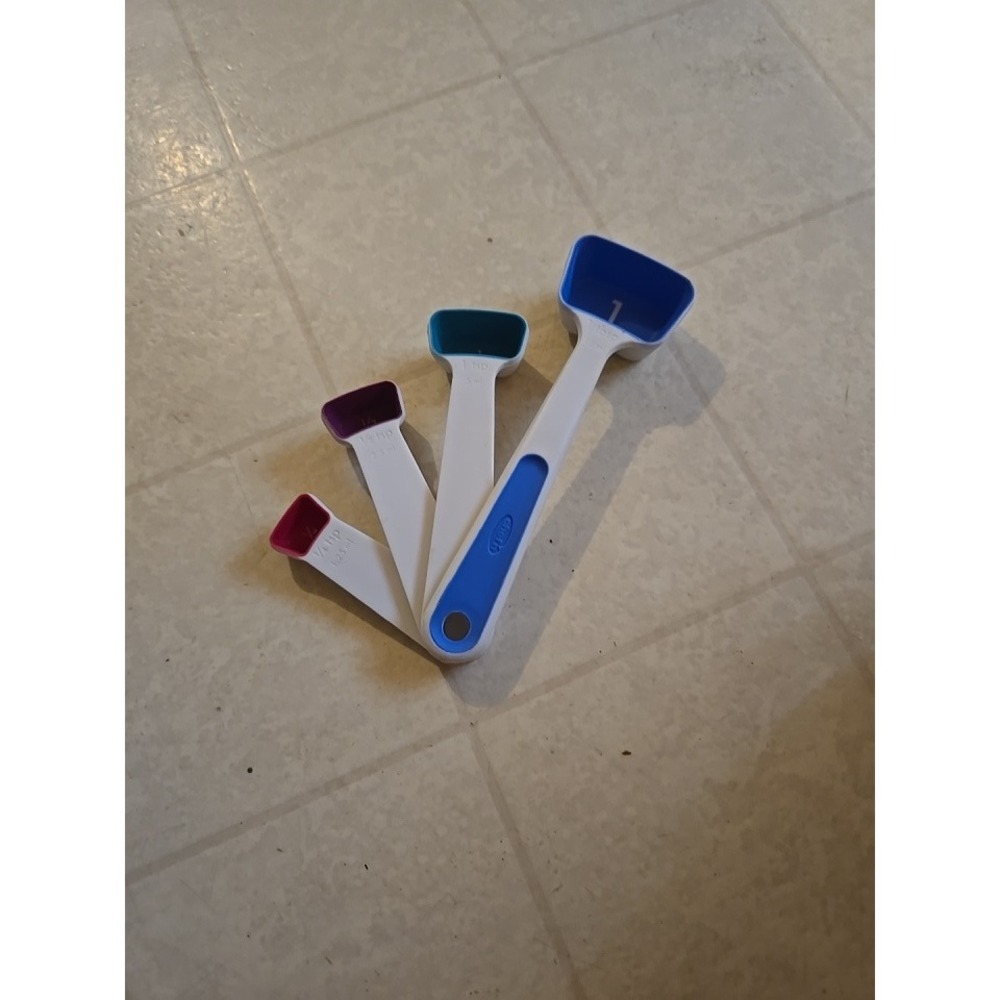 Chef'n Measuring Spoons 4pc Set Kitchen Unisex Multicolor Plastic Nesting VTG